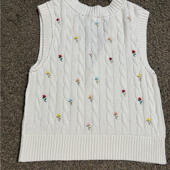 Free People White Knit Top with Blue Floral Accent - Picture 6 of 8